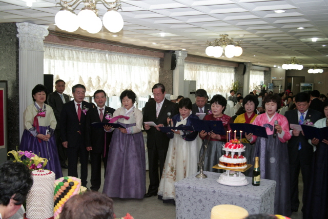 3축하노래.jpg