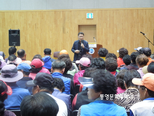 3채용박람회2.JPG