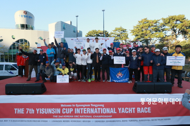22변환_시상식04.jpg