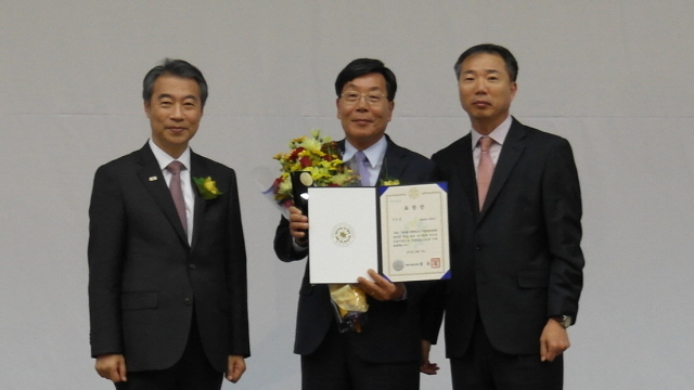 세로로고통영시, 제5회「지방자치단체 생산성 대상」종합 우수상 수상1.jpg