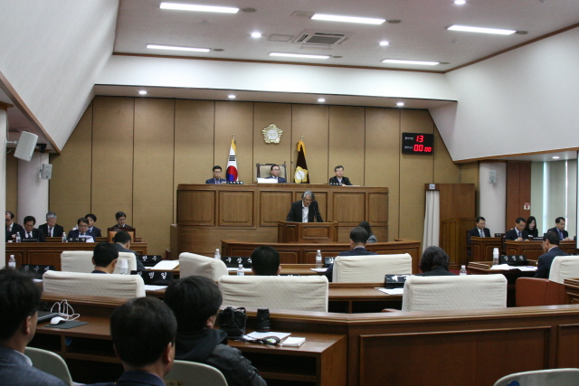 111제179회 임시회 폐회.jpg