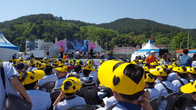 011바다의 땅, 통영!  청소년들의 열기와 함성으로 들썩이다1.jpg