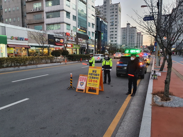 05d0a4c36c32f80c45be843f1e8dad1a_1112.28 - 통영시, 불법 이륜자동차 운행“현장단속”실시 1.jpg
